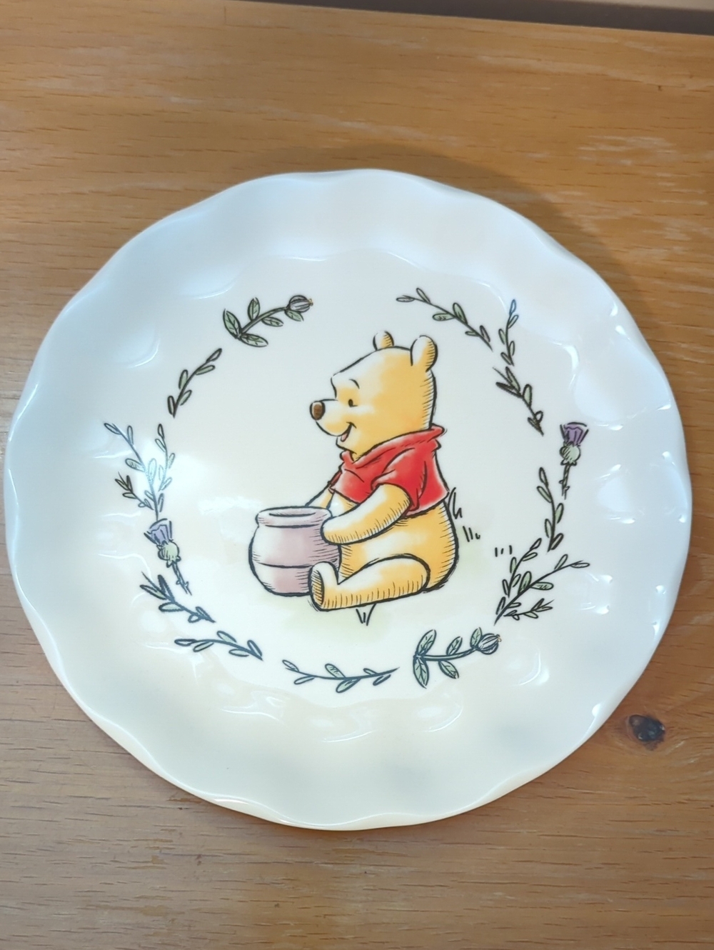 Disney Winnie The pooh plate brand new never used/ no tag